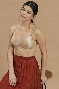 clovia-picture-padded-underwired-multiway-t-shirt-bra-957851-200x300-1