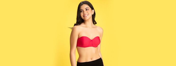 13-Best-Strapless-Bras-That-Will-Never-Ever-Let-You—Or-Your-Boobs—Down